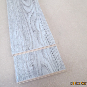 厂家直销 煌林圣象 强化复合木地板 防潮防电 H911 - 厂家直销 煌林圣象 强化复合木地板 防潮防电 H911厂家 - 厂家直销 煌林圣象 强化复合木地板 防潮防电 H911价格 - 武汉市蔡甸区来福木地板加工厂 - 