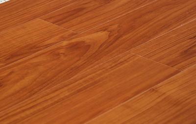 卡玛尔经典再现系列KV913美洲樱桃实木地板：优雅自然，品质之选